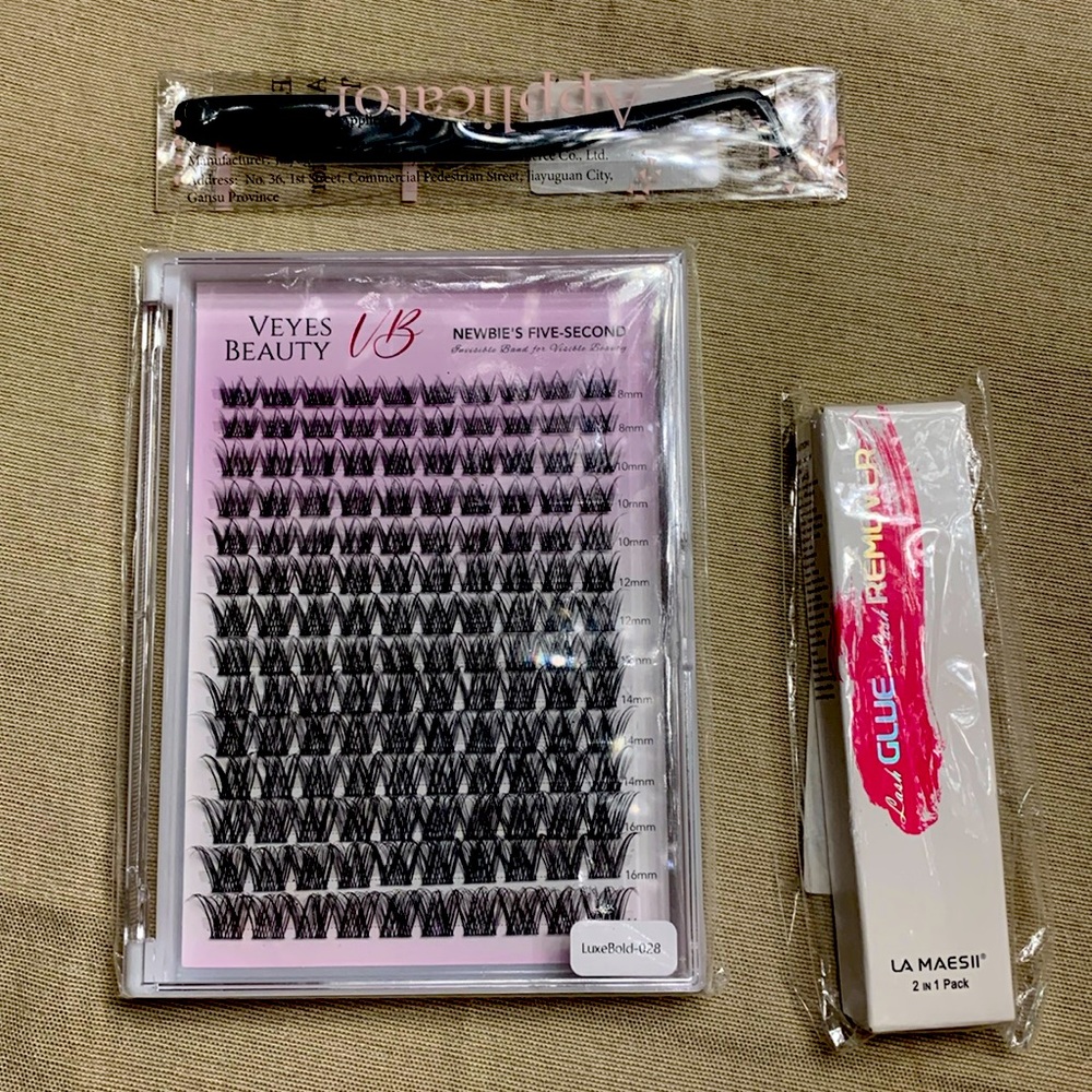Veyes Beauty. Complete eyelash kit. Lashes, applicator, glue & remover. NIB